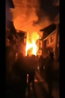 巷道里的“中国脊梁”火了