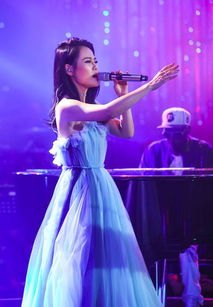 李佳薇《天后》真声顶高音开口跪