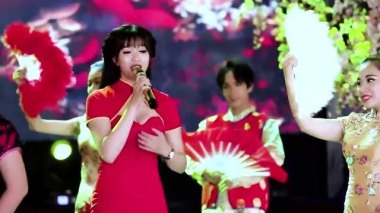 李佳薇一开口就赢了