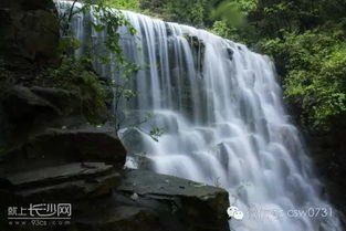 成都暴雨家中插座出水成瀑布