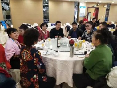 华为手机怎么关闭桌面