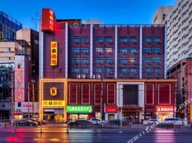 郑州一五星级酒店摆地摊日入3万