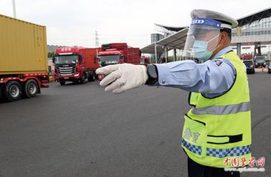 上海骑手交通安全码变红将被限单 上海骑手交通安全码变红将被限单