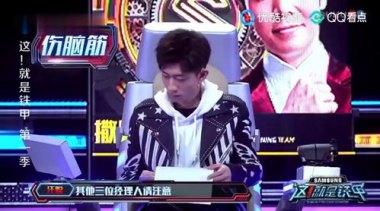 全球第一位机器人格斗冠军诞生