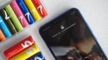 华为手机前置怎么丑
