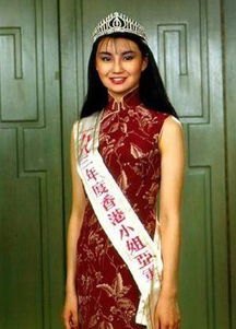 60岁张曼玉巴黎被偶遇