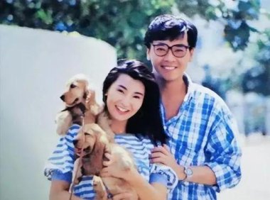 60岁张曼玉巴黎被偶遇
