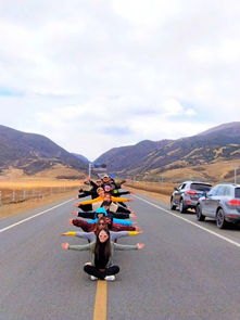 当地回应游客包车在阿坝坠崖落水