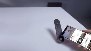 华为手机喇叭怎么除尘