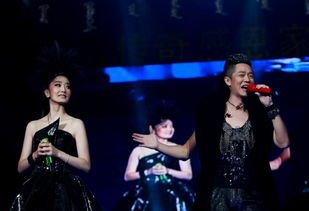 凤凰传奇已连续取消3站演唱会