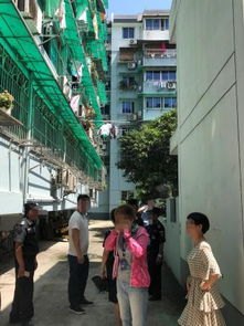 杭州南站有人坠楼 工作人员回应