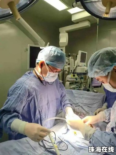 男子拒绝手术 医生自掏3万也要救