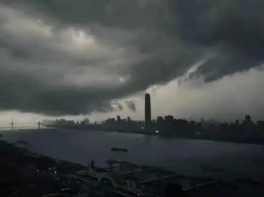 一秒天黑 济南突降暴雨