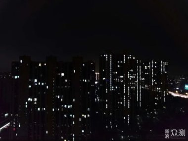 华为闪电怎么拍手机