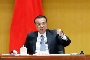 白宫发言人：洪灾是天意 政府没错