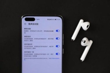 耳机怎么解锁华为手机