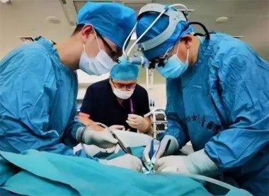 医生疑暴力接生致婴儿终身残疾
