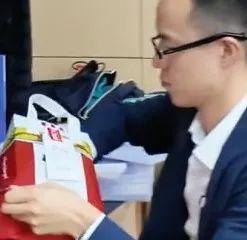 王一博宋佳吴京等人登上新闻联播