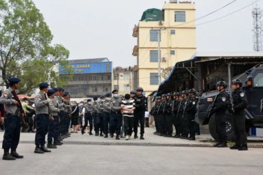 缅甸武装:将转交14名中国籍电诈头目 缅甸武装:将转交14名中国籍电诈头目