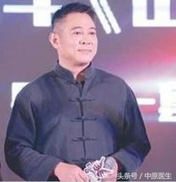 李连杰自曝患甲亢