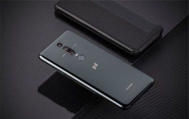老板华为手机怎么拼图