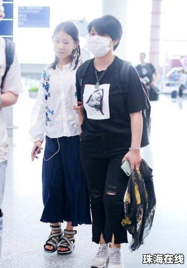 小沈阳女儿机场被偶遇 超像妈妈