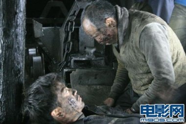 澳男子头部中枪被活埋 奇迹爬出坟墓