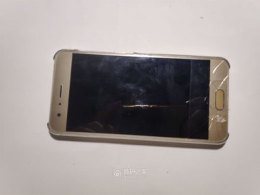 华为怎么拆卸手机屏幕 华为怎么拆卸手机屏幕