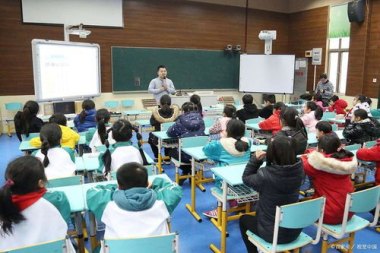 杭州多名小学生疑因工厂排放流鼻血