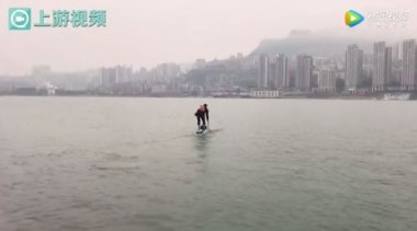男子划船下班 25分钟车程划了3小时