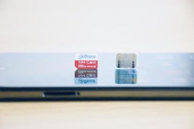 华为手机怎么换卡图解 华为手机怎么换卡图解