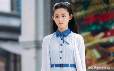 黄杨钿甜是跟着爷爷姓