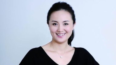 宗馥莉耳环疑为黄杨钿甜耳环同款
