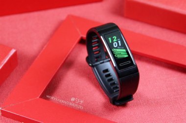 华为手机表链怎么戴