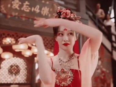 敖瑞鹏戏精附体夸张表演摸榴莲
