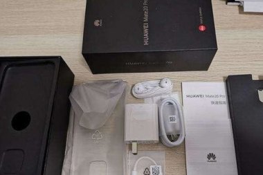 华为s手机怎么拆手机壳 华为s手机怎么拆手机壳