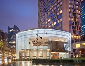 “鸿蒙大酒店”火爆出圈