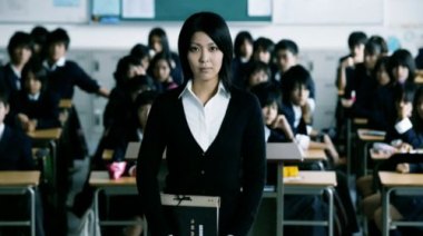 15岁孩子夜游嘉陵江失踪 妈妈急哭