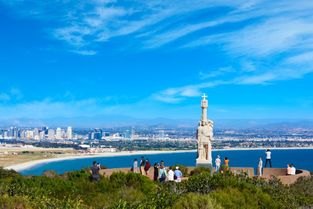 郑州一饮用水源地成天然浴场谁来管