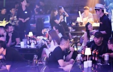 90后女驻唱歌手脑血管破裂去世