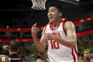 中国男篮大胜委内瑞拉