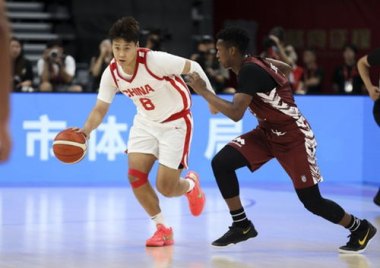 中国男篮大胜委内瑞拉