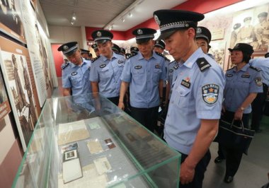 媒体五问6名大学生参观学习溺亡事件