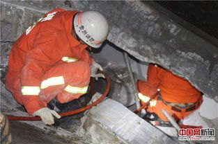 矿企溺亡事故受伤老师坠落半空被救