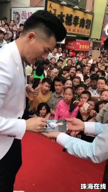 华为手机怎么桌面互动