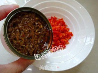 女子跟风生吃彩椒碗感染钩虫