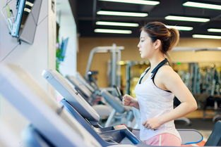 女子减肥饿晕冲刺10米栽倒看呆同事