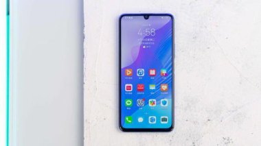 华为星空怎么调色手机