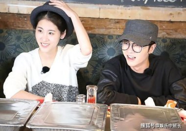 李小冉回应删何炅微信：以为天又塌了