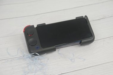 华为手机怎么使用外设